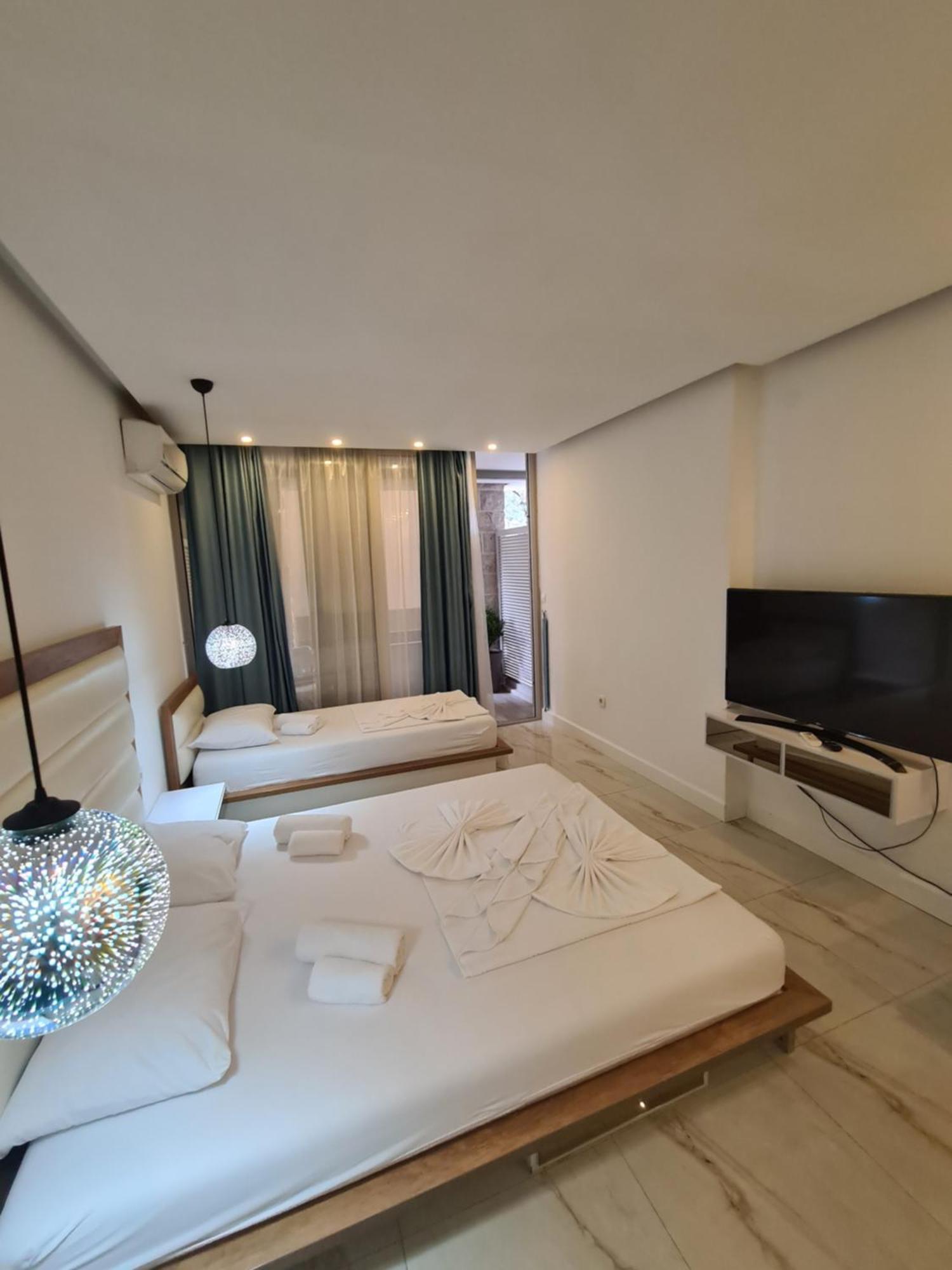 Aura Time Apartments ラファイロヴィチ エクステリア 写真